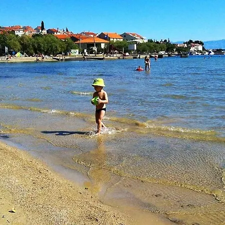 Bellavista شقة